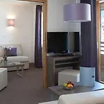 Hotel Saint Charles Val Cenis 4*